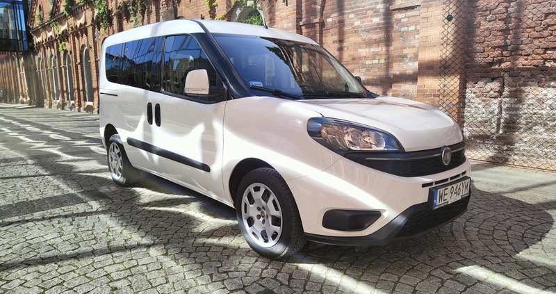 Fiat Doblo cena 58500 przebieg: 63000, rok produkcji 2020 z Pabianice małe 92